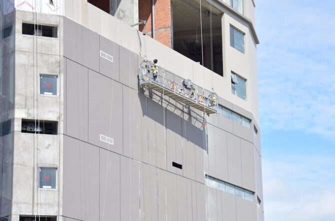 Como pintar a fachada do seu prédio sem interditar a calçada (soluções aprovadas pela prefeitura)