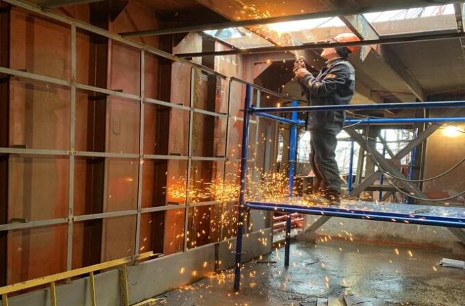 Locação de andaime com montagem